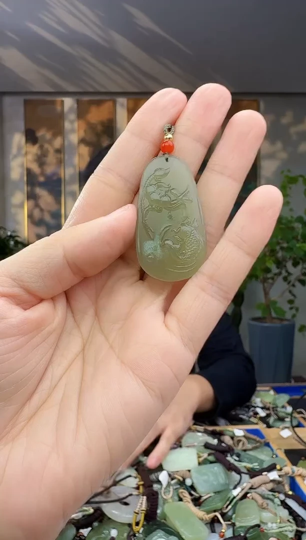 未镶嵌和田玉挂件拍一发一