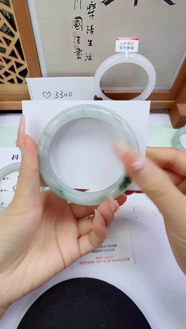 未镶嵌手镯石英质玉51-60/61