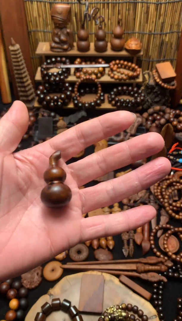 【闪购商品】枣木玉化小葫芦一物一拍