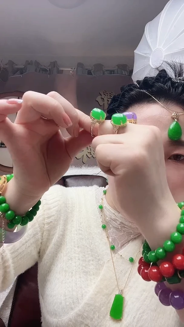 【闪购商品】翡翠戒指14K金镶嵌蝴蝶戒指