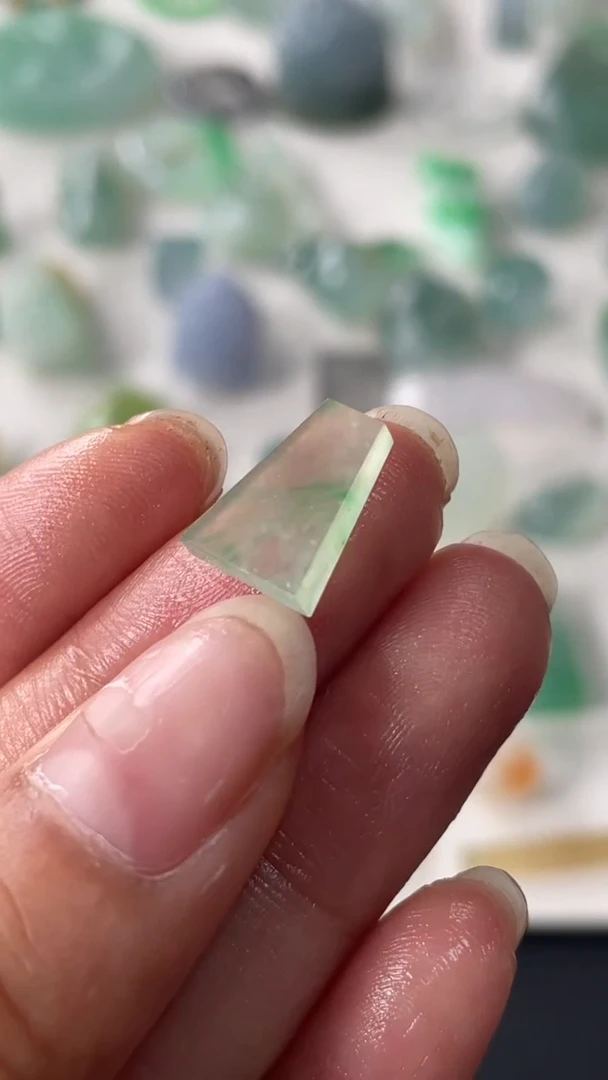 定制翡翠未镶嵌12*9.1*2.5牌子280+28