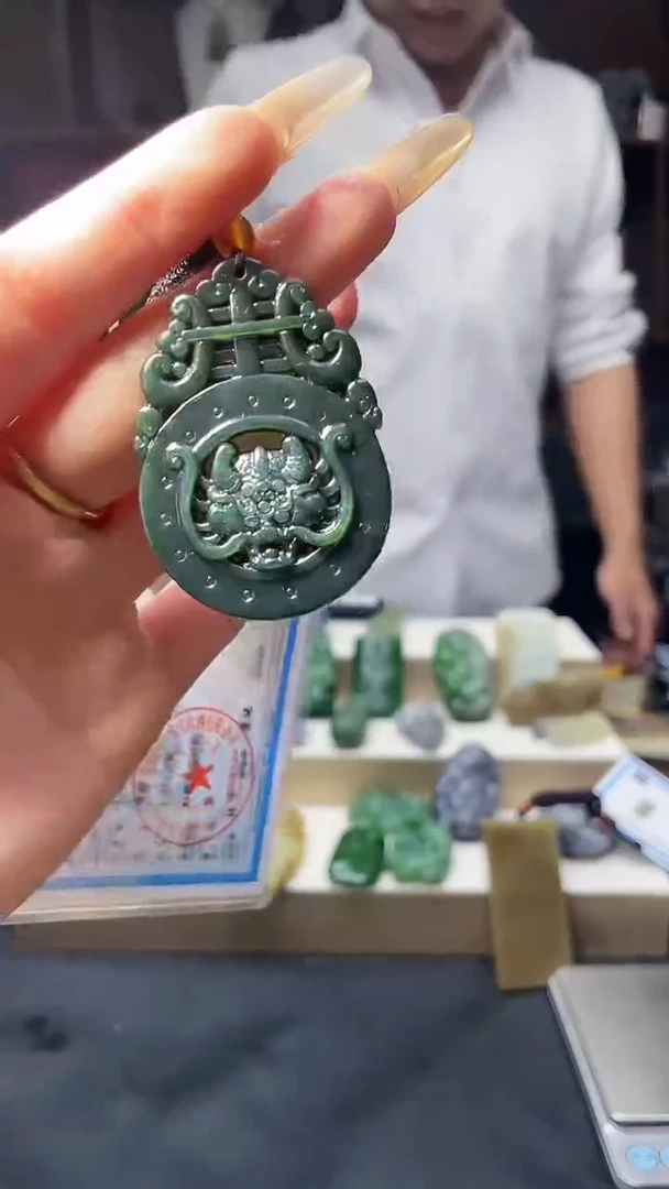 【闪购商品】和田玉颈饰未镶嵌1