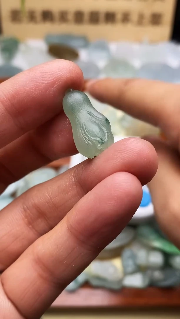 定制翡翠未镶嵌天然缅甸A货翡翠
