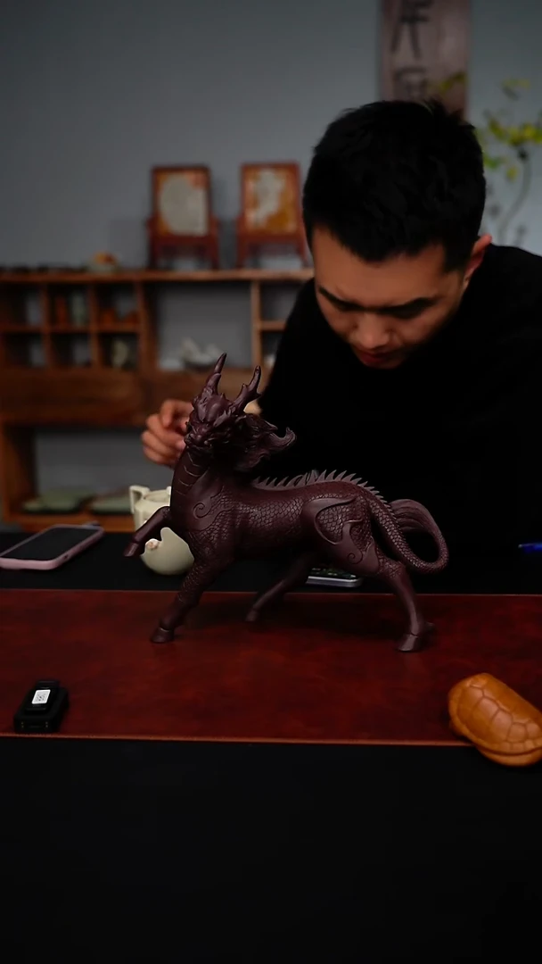 双十一手工雕刻紫色大麒麟