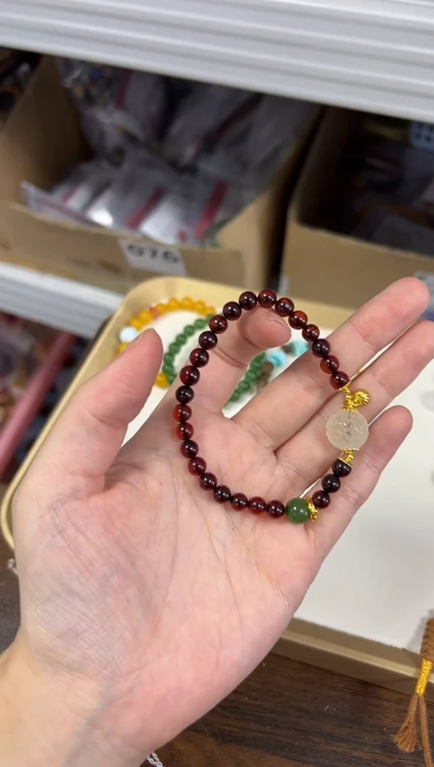 手链血珀未镶嵌血珀小米珠水晶设计款手链[1939]