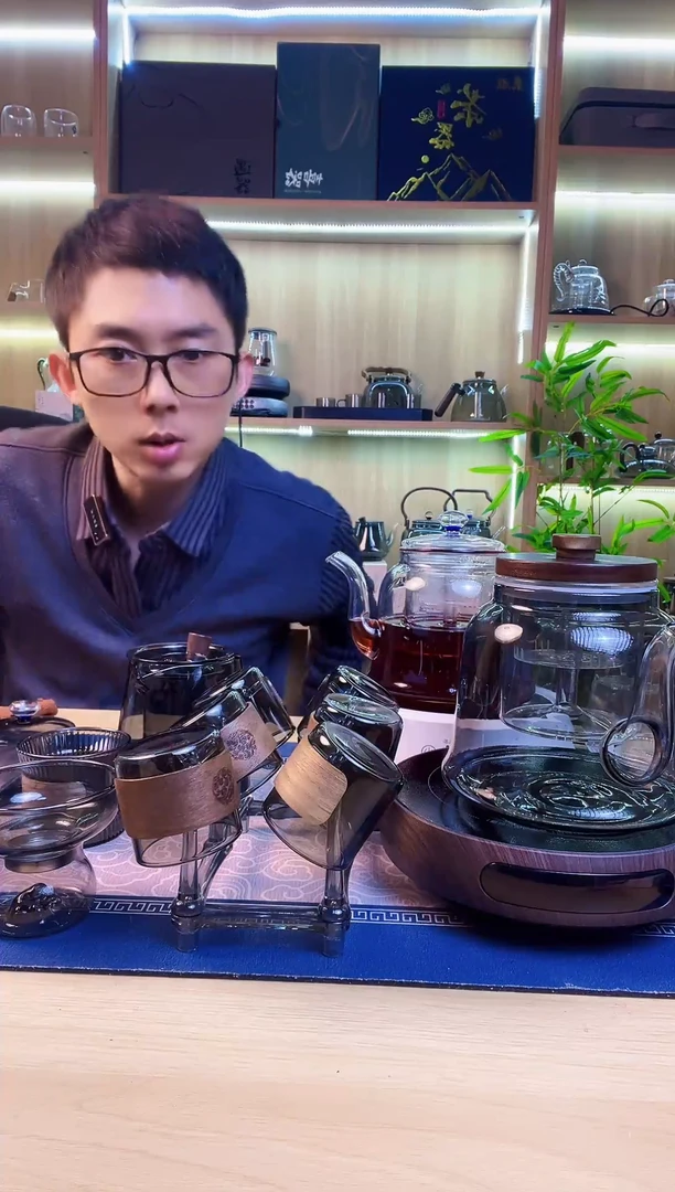 电陶炉+煮茶壶+静心壶+茶漏+主人杯+6个卡扣杯+杯架