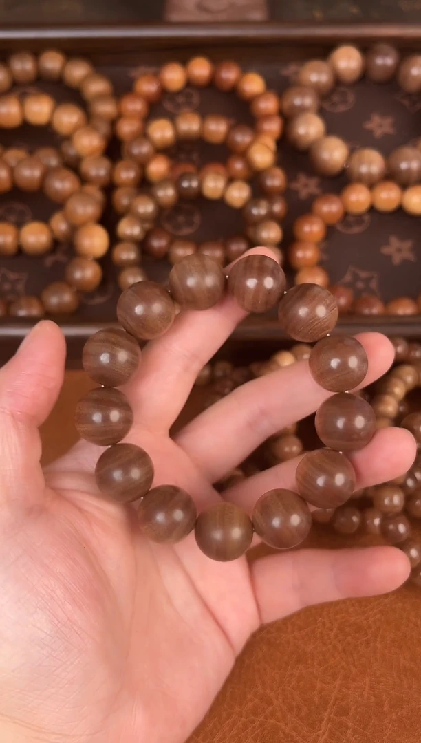 檀香木木头款泰*迈索尔正区老山檀横纹黑肉1.8沉水