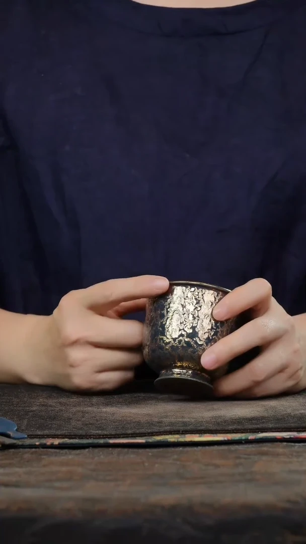 青段贝壳烧紫砂杯