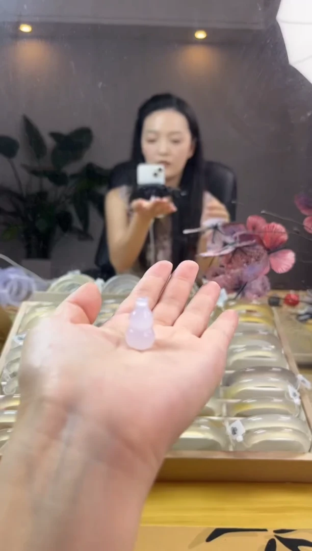 玛瑙/玉髓手镯未镶嵌紫色葫芦