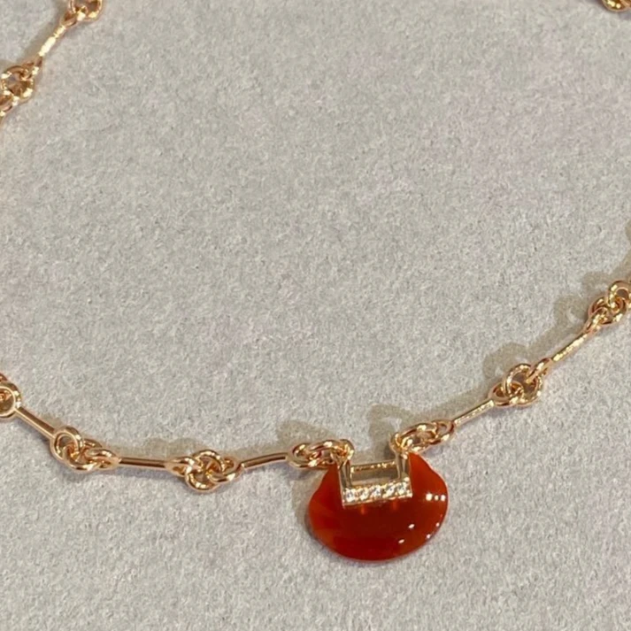 《心新》Q39 百搭手 围巾气质红色圆形高档时尚