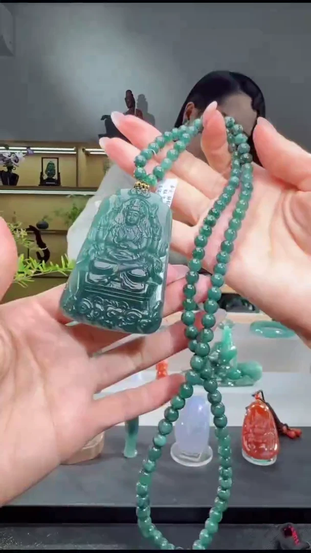 吊坠(赠链)未镶嵌翡翠不动明王（多样性发其一）