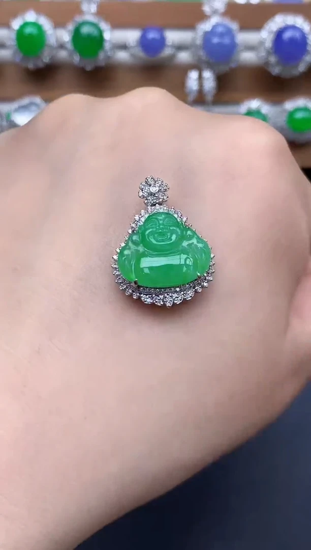 颈饰18K金镶嵌翡翠531-中国好珍宝