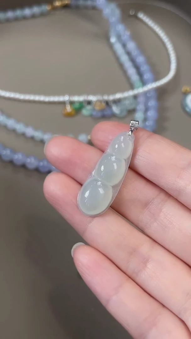翡翠未镶嵌吊坠(不含链)天然缅甸翡翠吊坠
