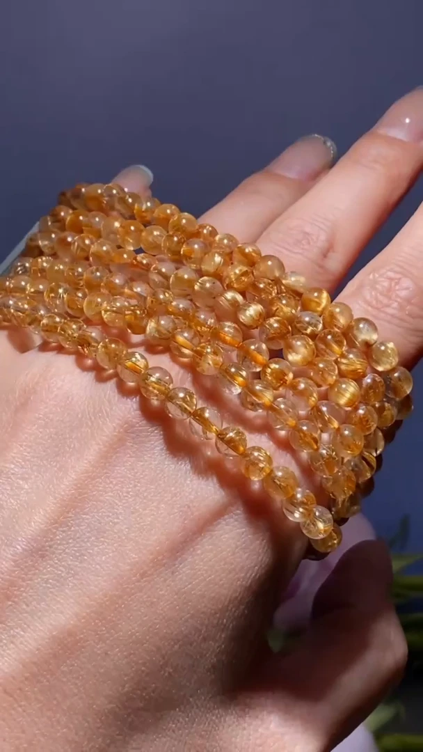 未镶嵌颈饰水晶板钛多圈