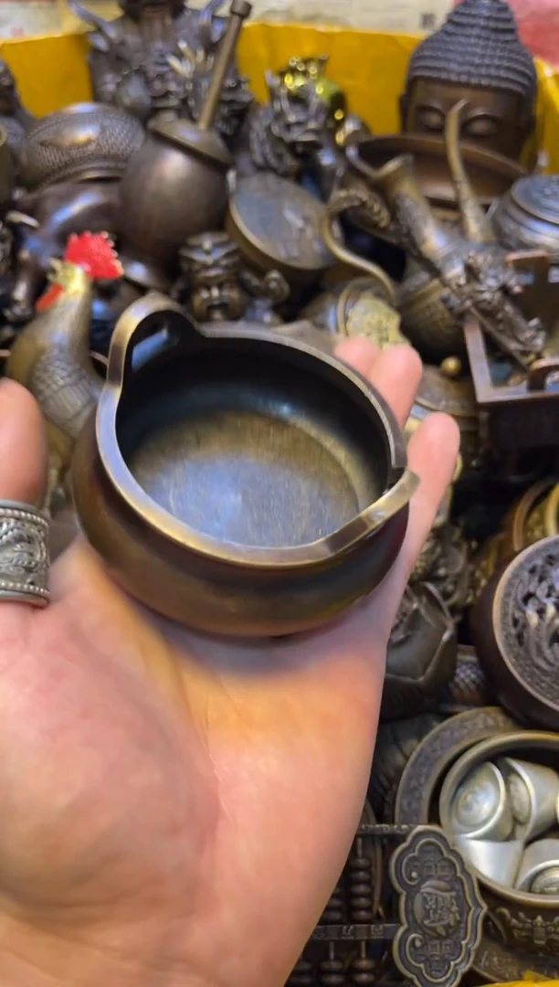 精美铜器，点击下单