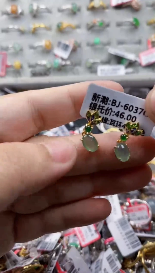 翡翠戒指银S925镶嵌10000   6