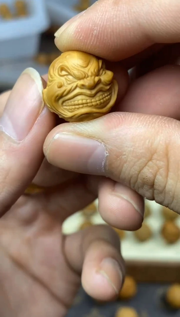 猴头核桃吊坠小辫子 大金牙  素