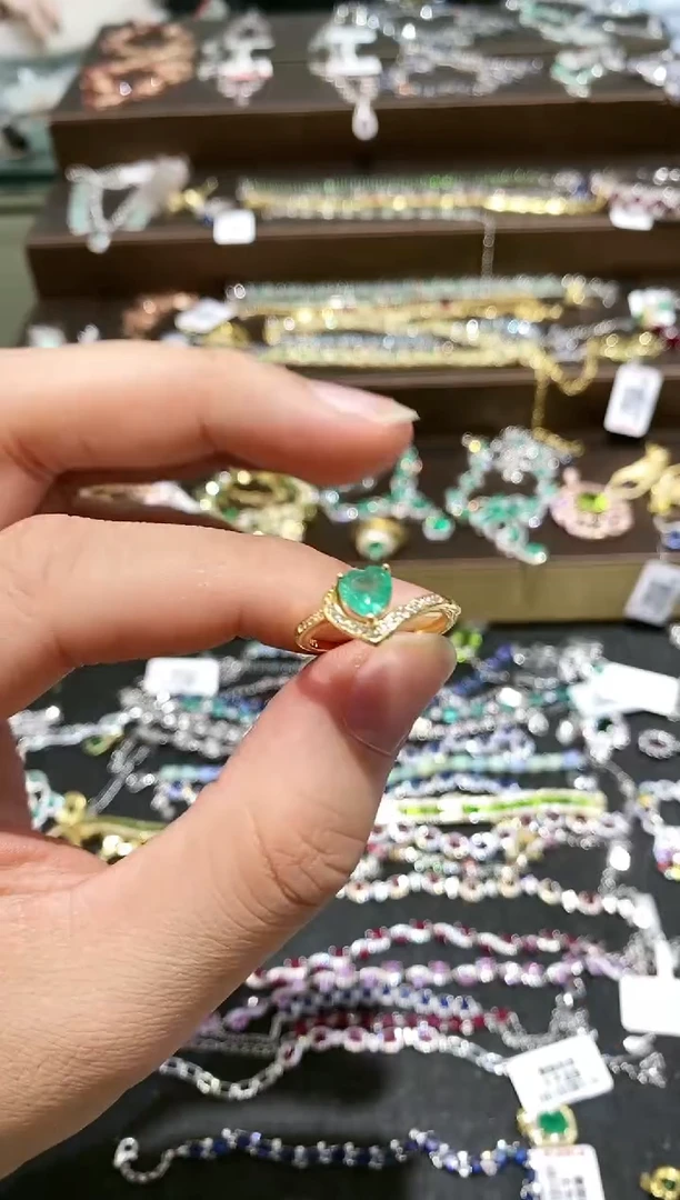 【闪购商品】祖母绿戒指银S925镶嵌戒指