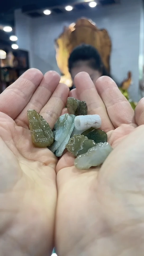 吊坠(不含链)未镶嵌翡翠437