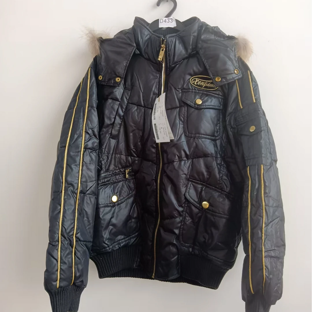 女士休闲连帽棉服