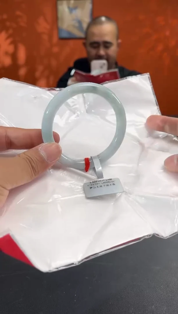 未镶嵌手镯翡翠10  56