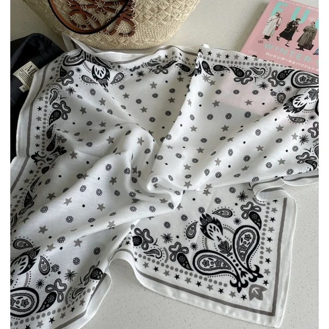 【星星白】70*70方巾 经典百搭洋气白月光腰果丝巾披肩