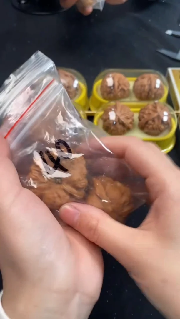 把件文玩核桃蛤蟆头40尺随机发