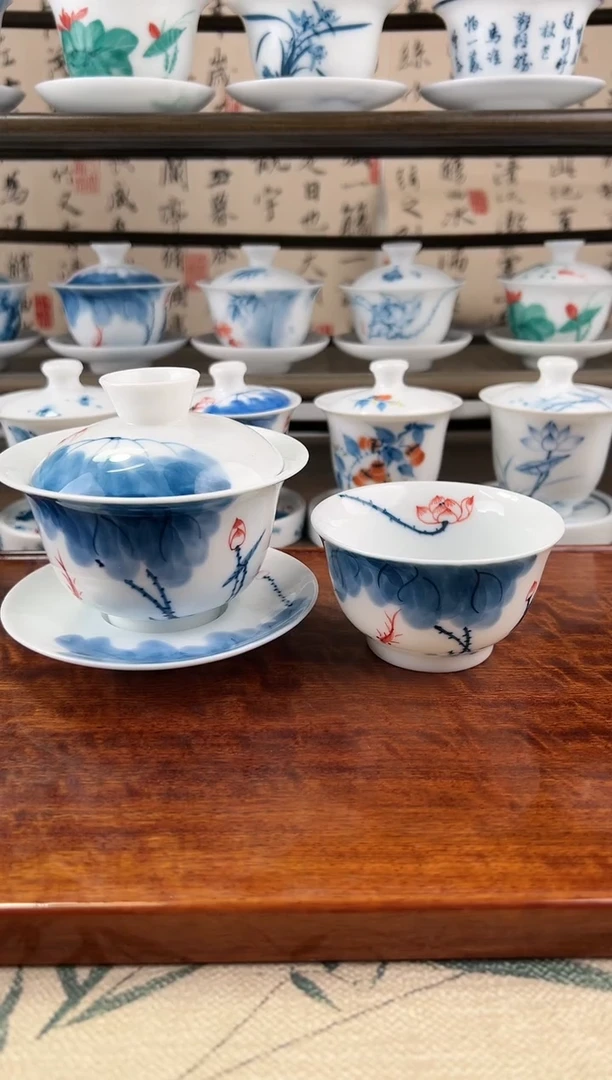 微瑕线条莲180ml三才盖碗+压手杯1个