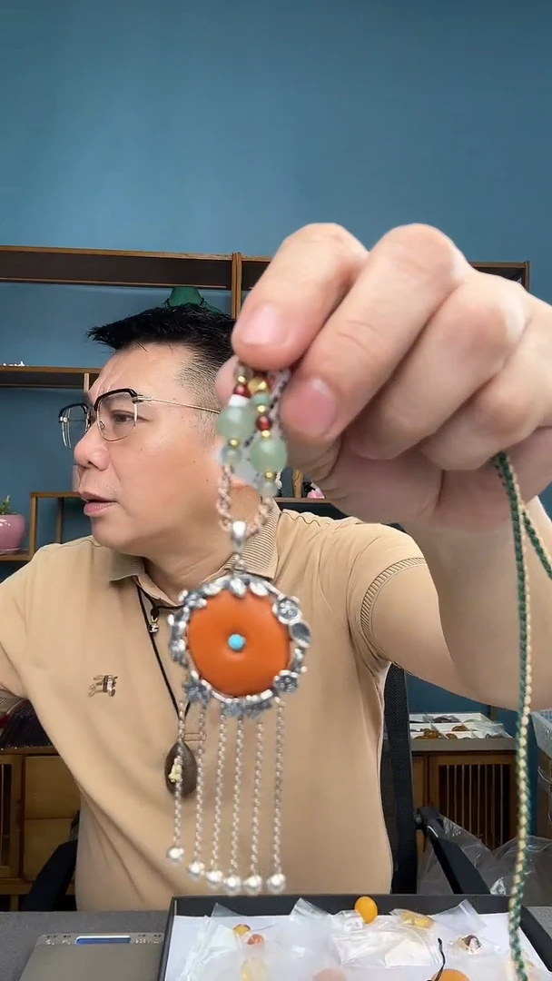 未镶嵌琥珀裸石31（有瑕介意勿拍）