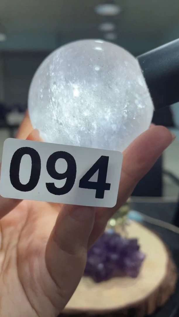 未镶嵌珠宝半成品水晶 白阿赛水晶球  094