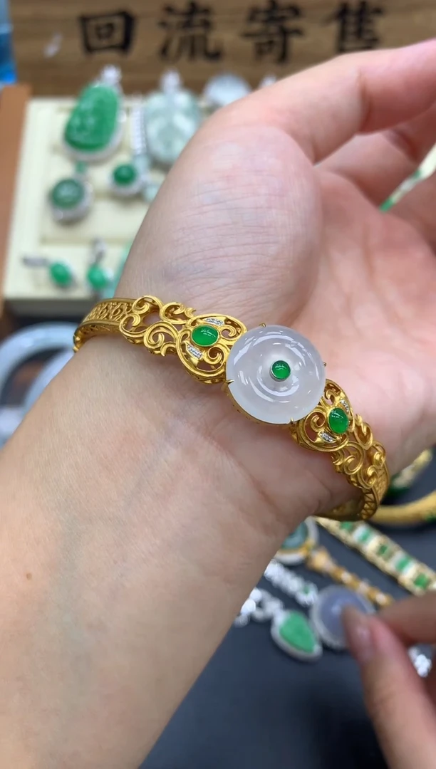 【闪购商品】翡翠手镯18K金镶嵌509-中国好珍宝