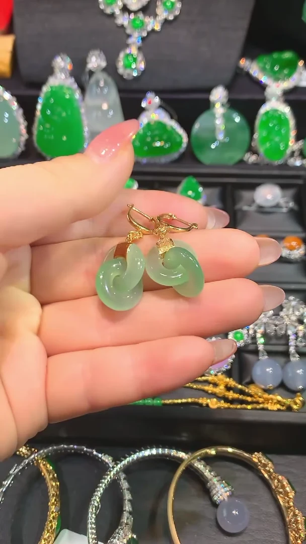 【闪购商品】翡翠耳饰18K金镶嵌耳饰