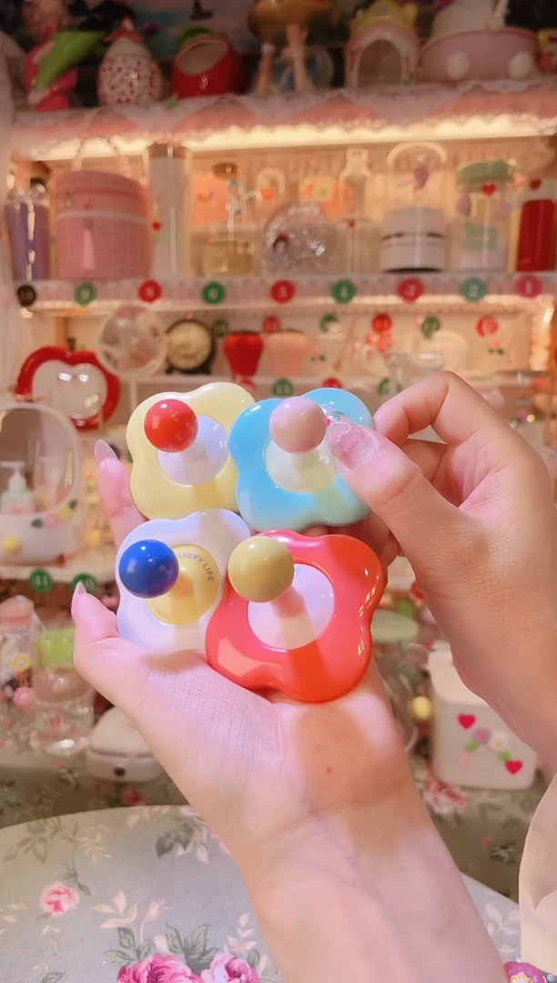 摆件开播福利数量不多，快抢！小花挂钩4个