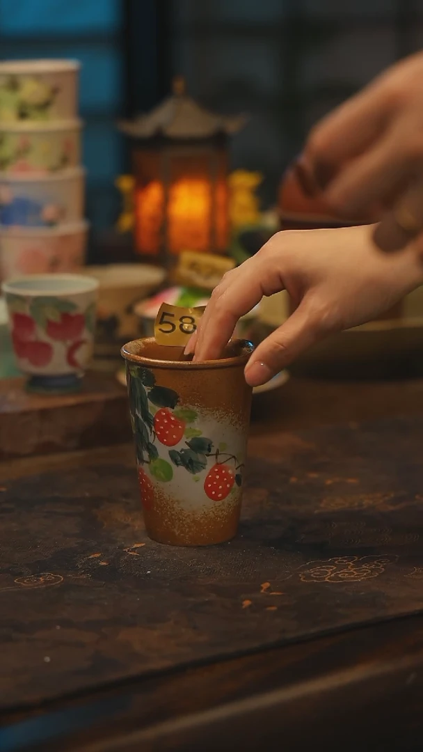 陶瓷景德镇高温釉下彩手工手绘款式