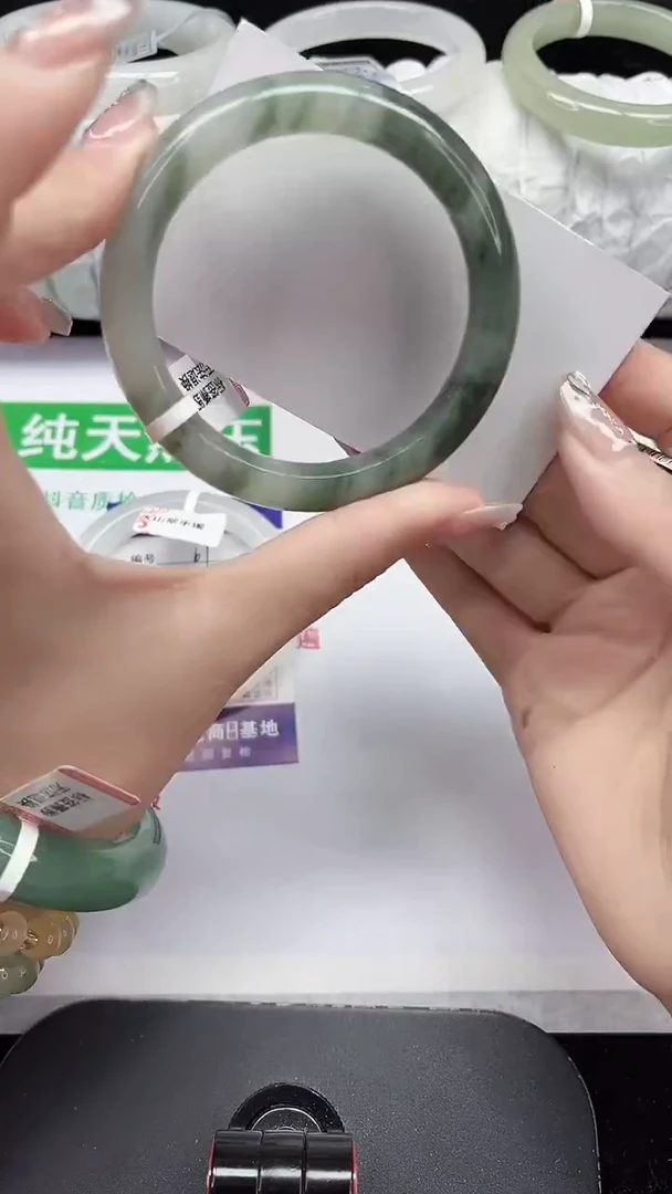 未镶嵌手镯石英质玉62-54/55