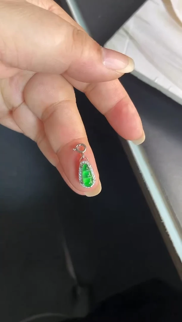 吊坠(不含链)银S925镶嵌翡翠1