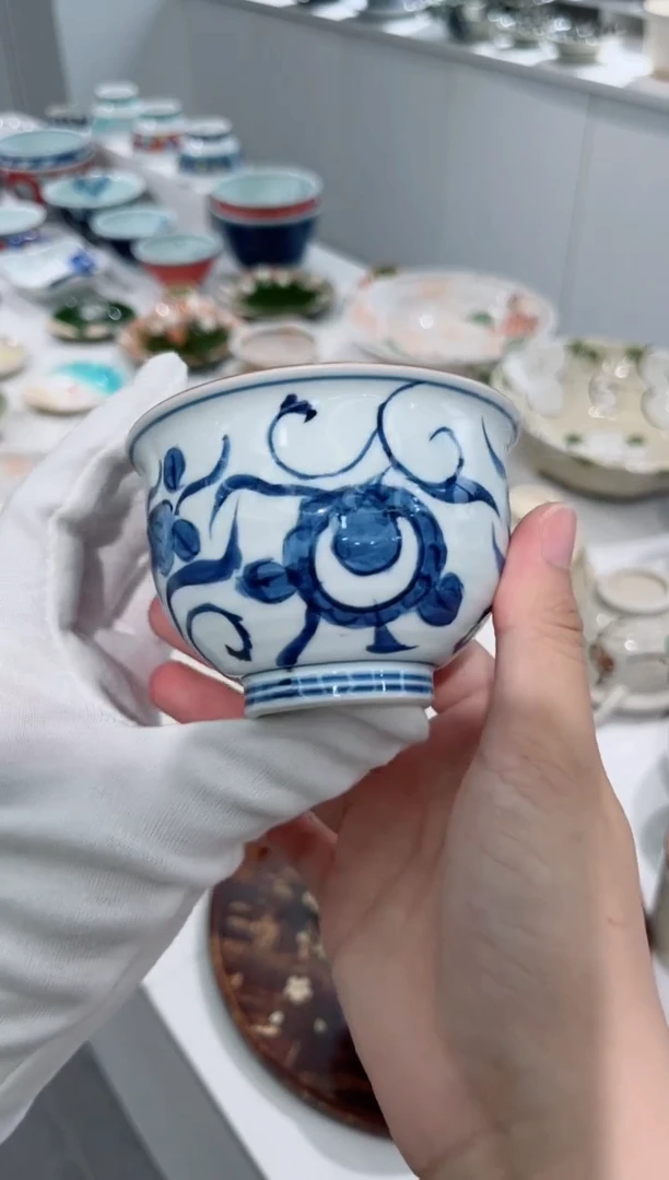 瓷片蓝染草花茶杯（单个装）