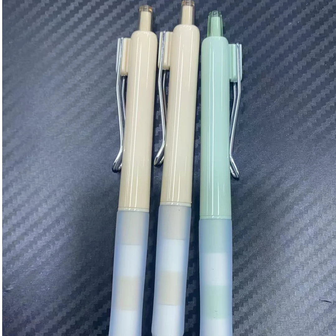 孤品福利！发3支长立双倍Q弹甜甜圈。掉封蜡不售后