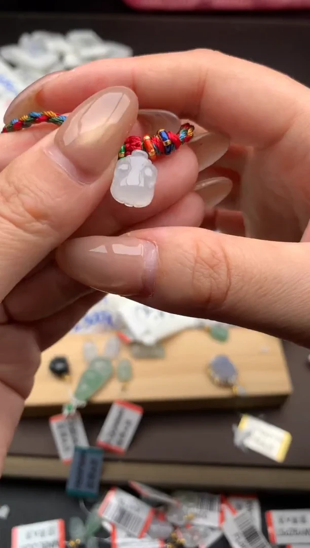 【闪购商品】翡翠手绳未镶嵌一