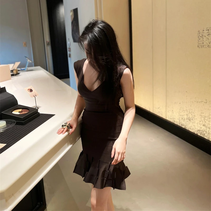 性感V领低胸绷带无袖荷叶边针织连衣裙女复古辣妹包臀紧身打底裙