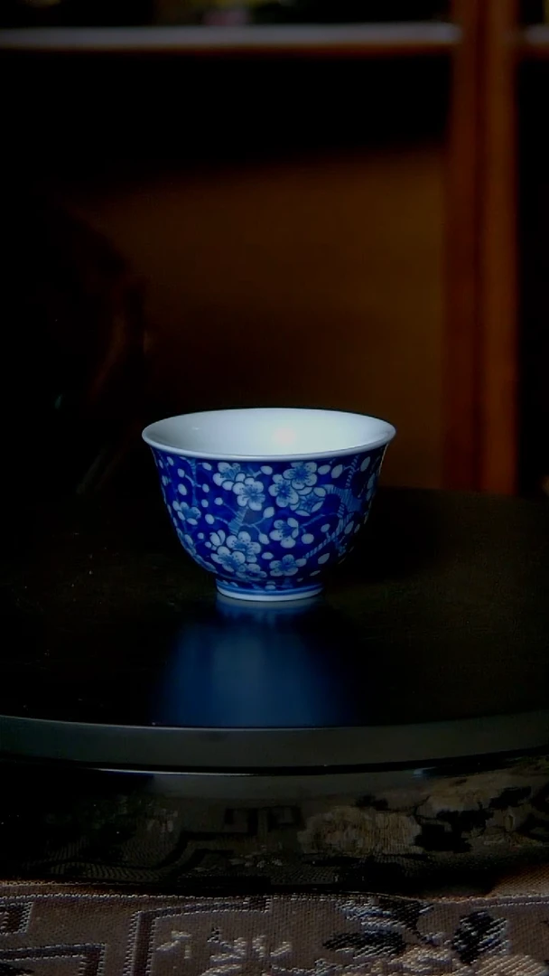 景德镇青花冰梅主人杯