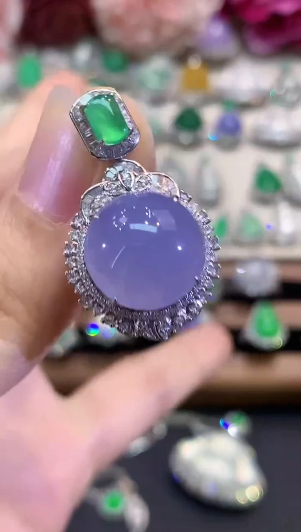 吊坠(不含链)18K金镶嵌翡翠B303 紫货有色差