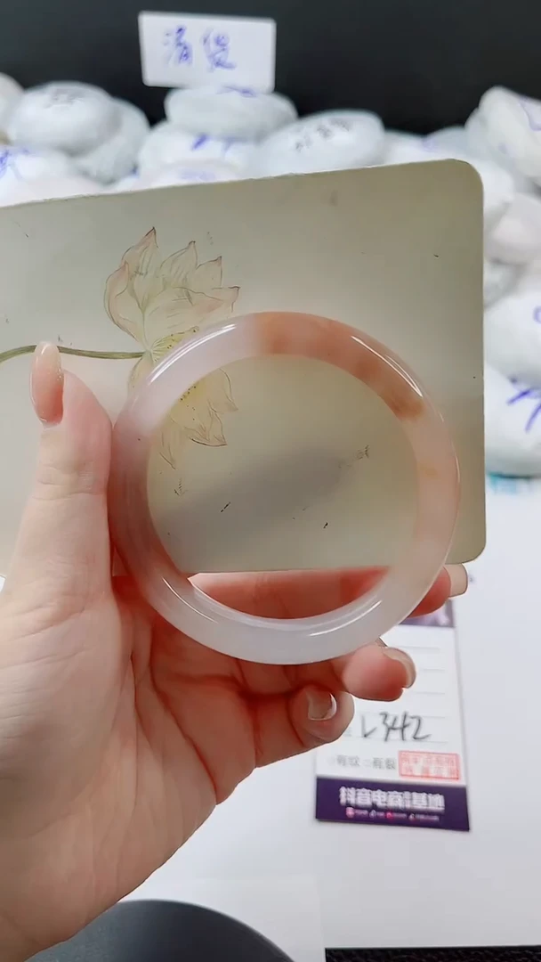 未镶嵌手镯石英质玉多样性发货L342