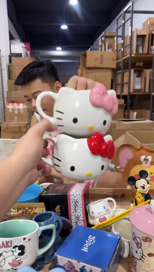 瓷片红色加粉色蝴蝶结kt头杯2件套