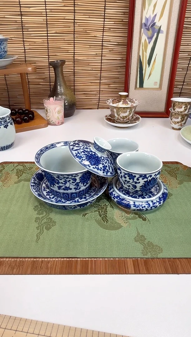 129青花缠枝莲瑶族