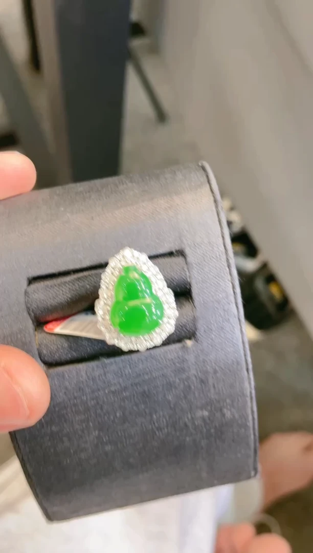 翡翠18K金镶嵌颈饰A55天然A货翡翠两用款戒指