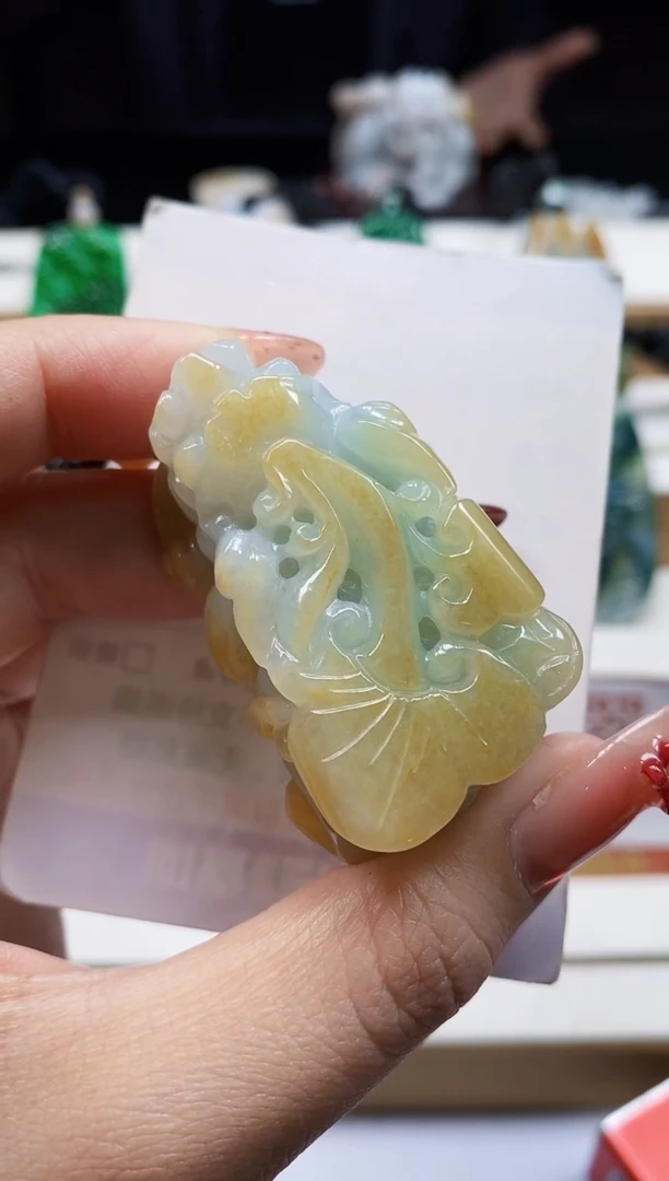 颈饰未镶嵌翡翠翡翠A货