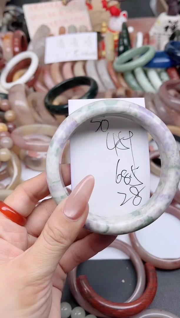 未镶嵌手镯石英质玉459