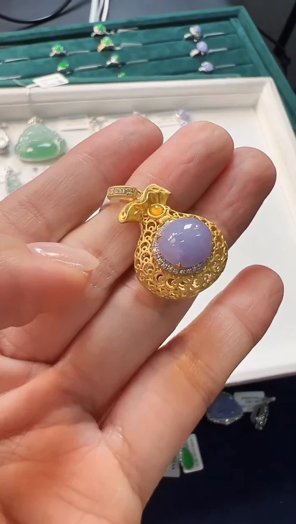 颈饰18K金镶嵌翡翠KYZI1122-014