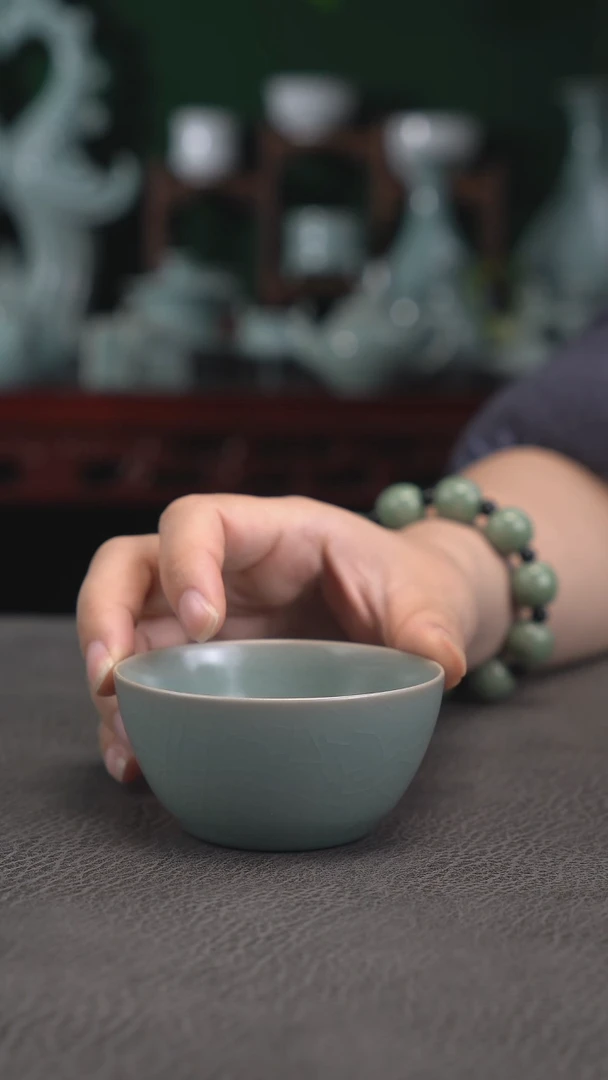 天青釉鸡缸杯 --微瑕简包-二